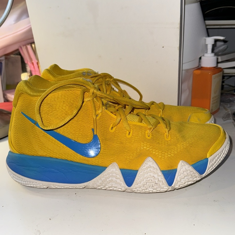 Nike Kyrie 4 Kix (Special Cereal Box Package)